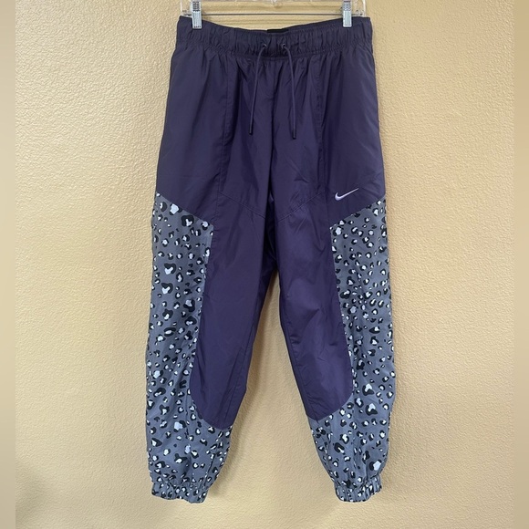Nike Dark Raisin, Iron Grey Leopard Woven Jogger Pant Medium New Without Tags! - Picture 6 of 15